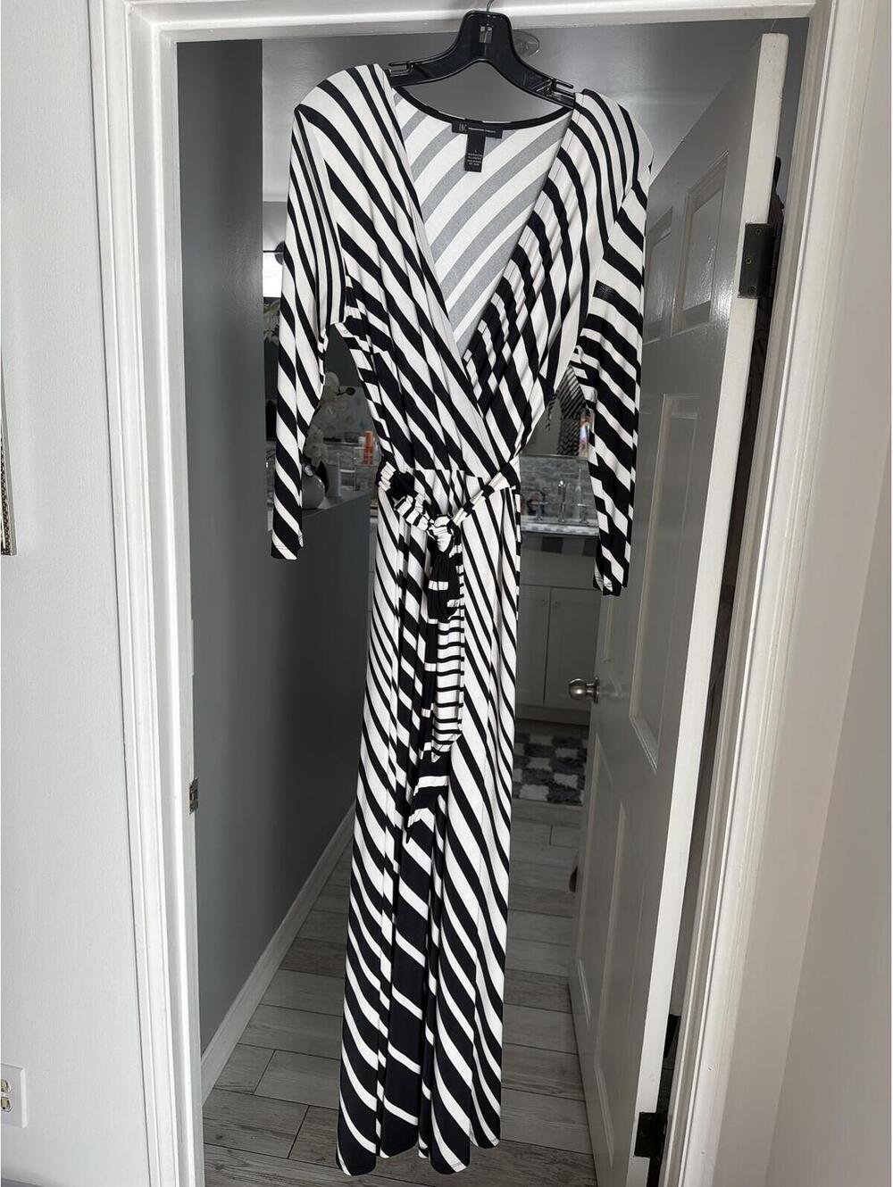 INC International Concepts Black and White Stripe Wrap Maxi Dress Long Sleeve
